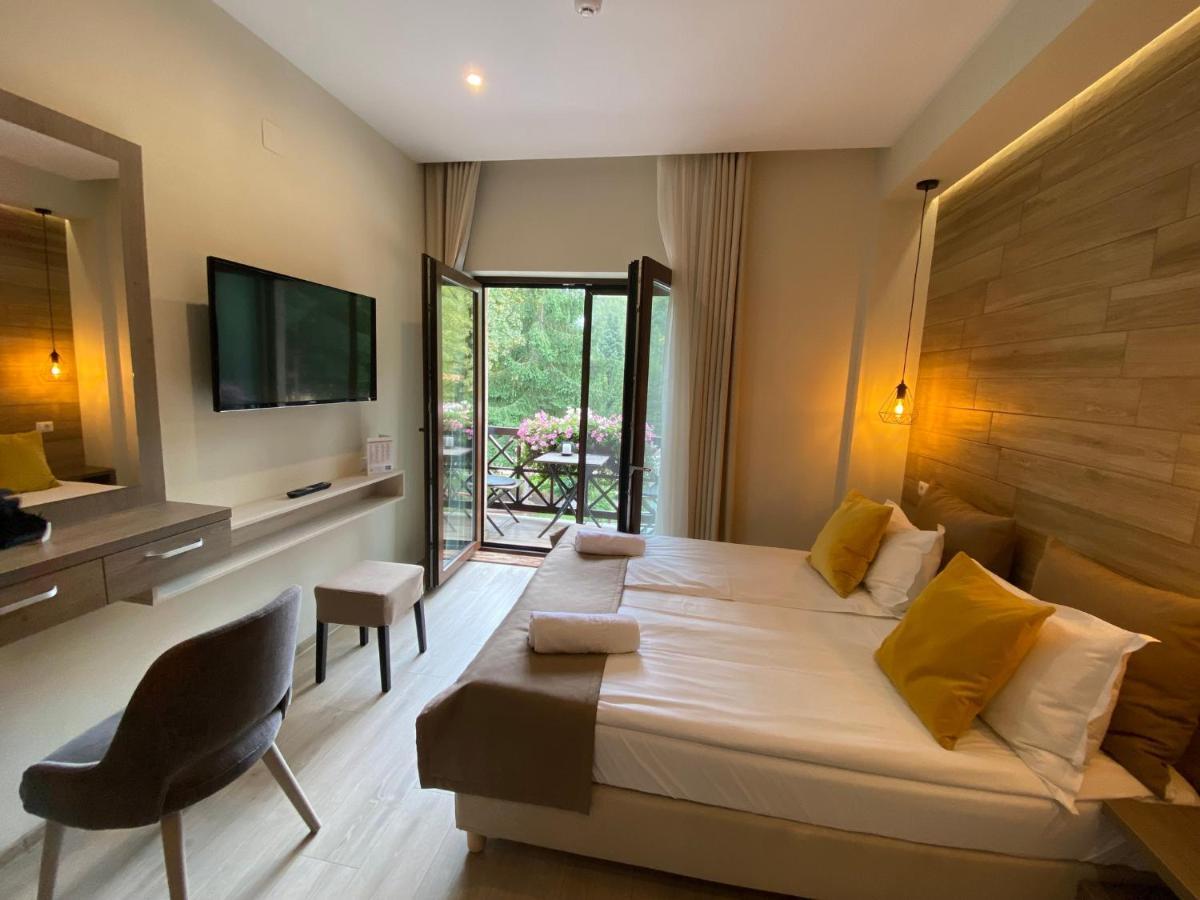 Amethyst Bed & Breakfast Sovata Bagian luar foto