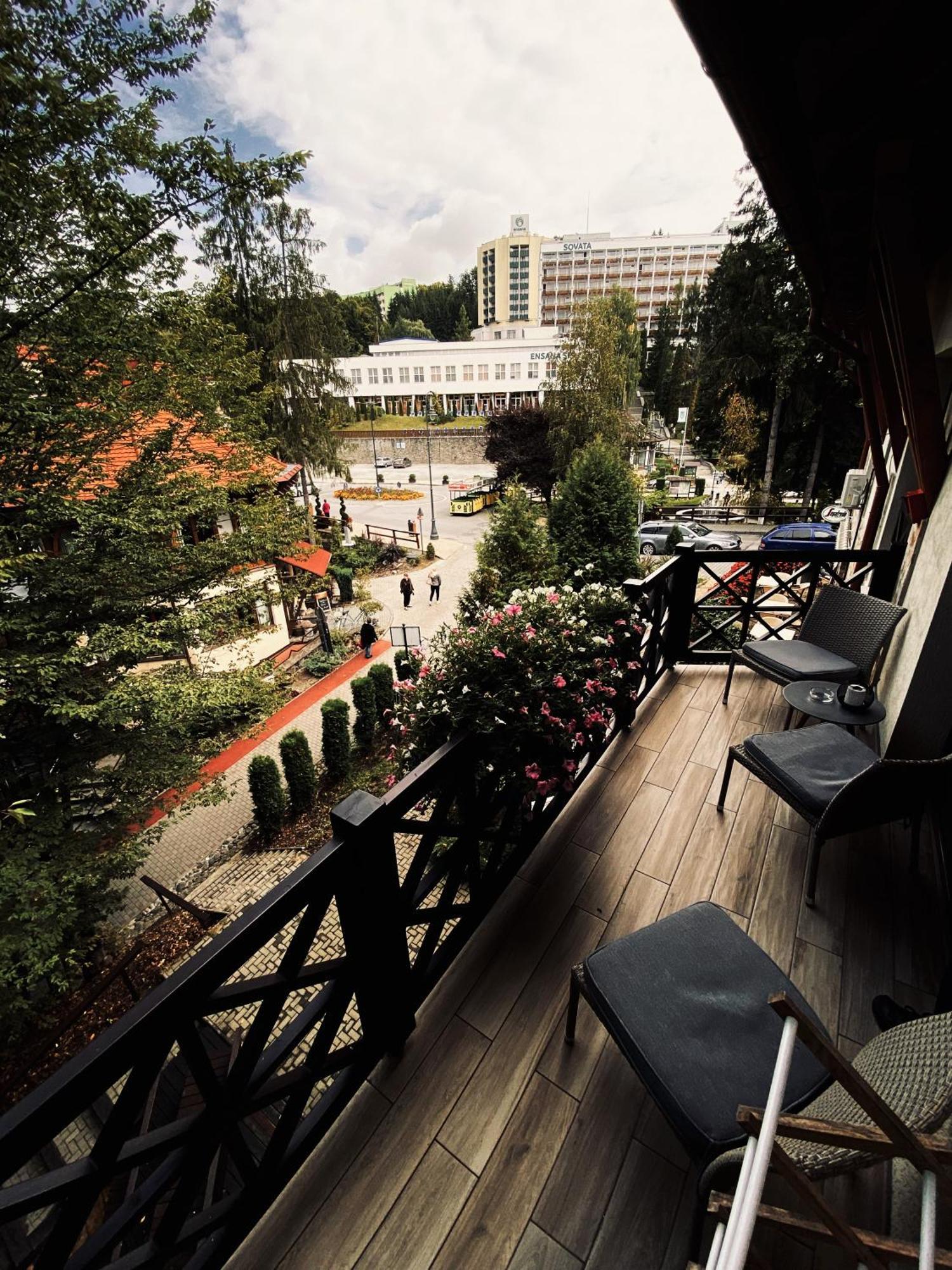 Amethyst Bed & Breakfast Sovata Bagian luar foto